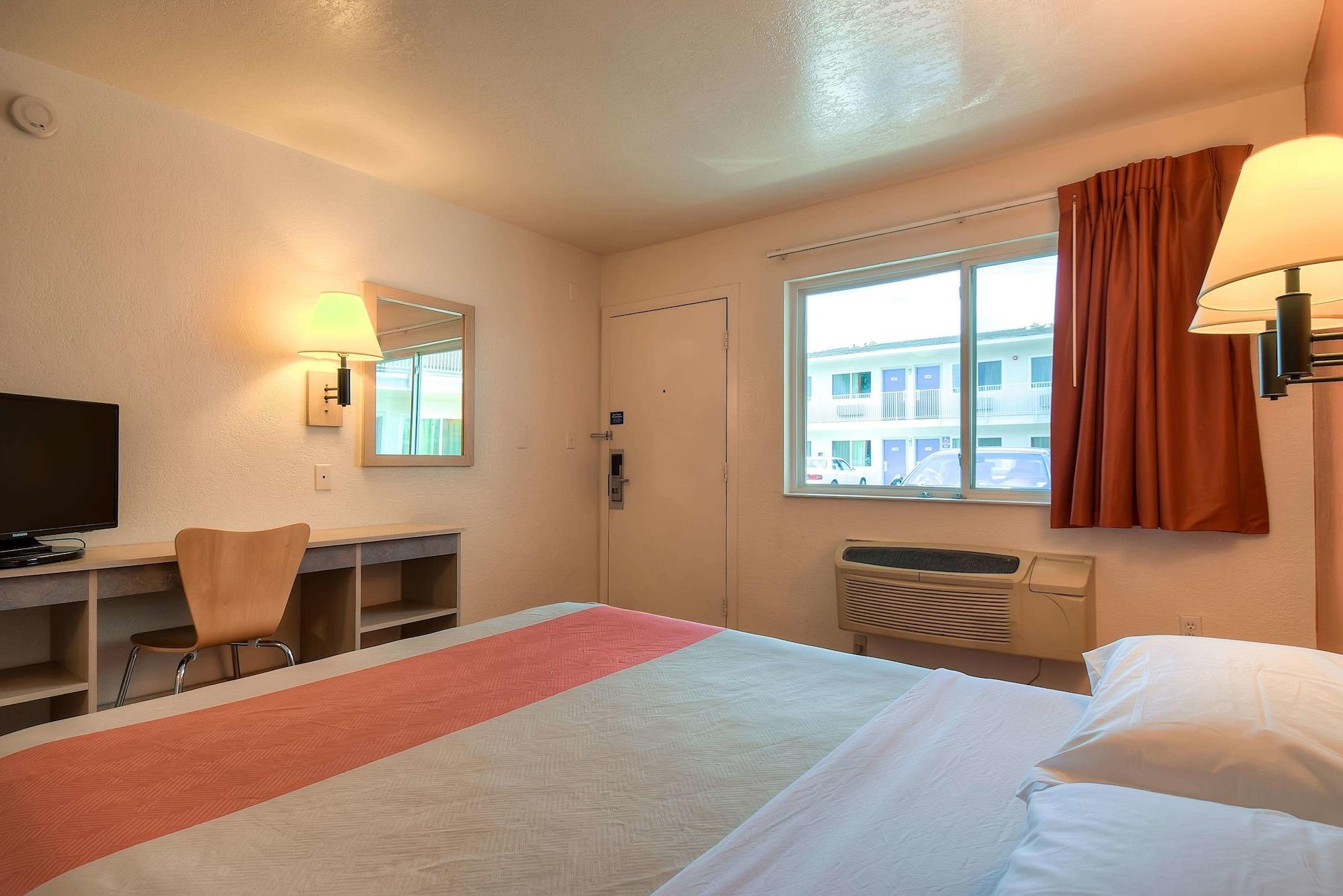 Motel 6-Westminster, Ca - South - Long Beach Area Exteriér fotografie