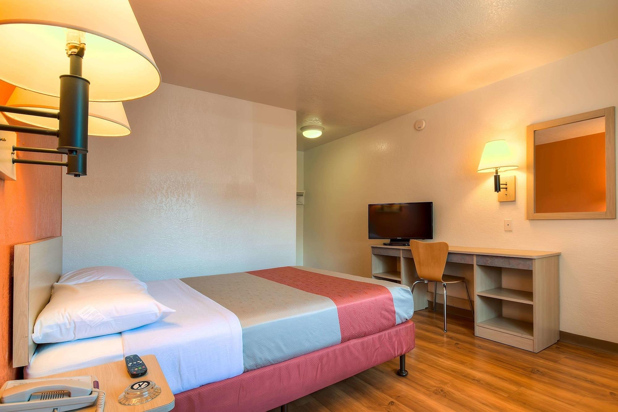 Motel 6-Westminster, Ca - South - Long Beach Area Exteriér fotografie