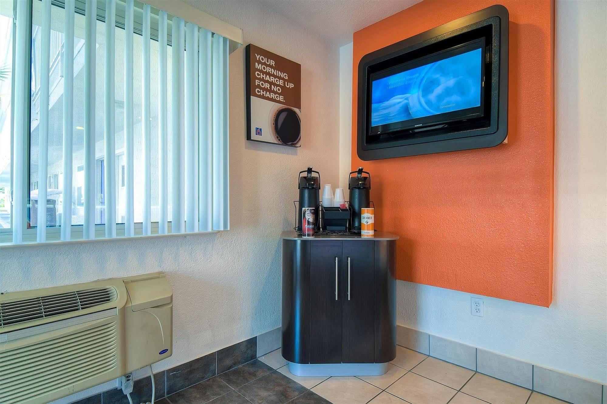 Motel 6-Westminster, Ca - South - Long Beach Area Exteriér fotografie